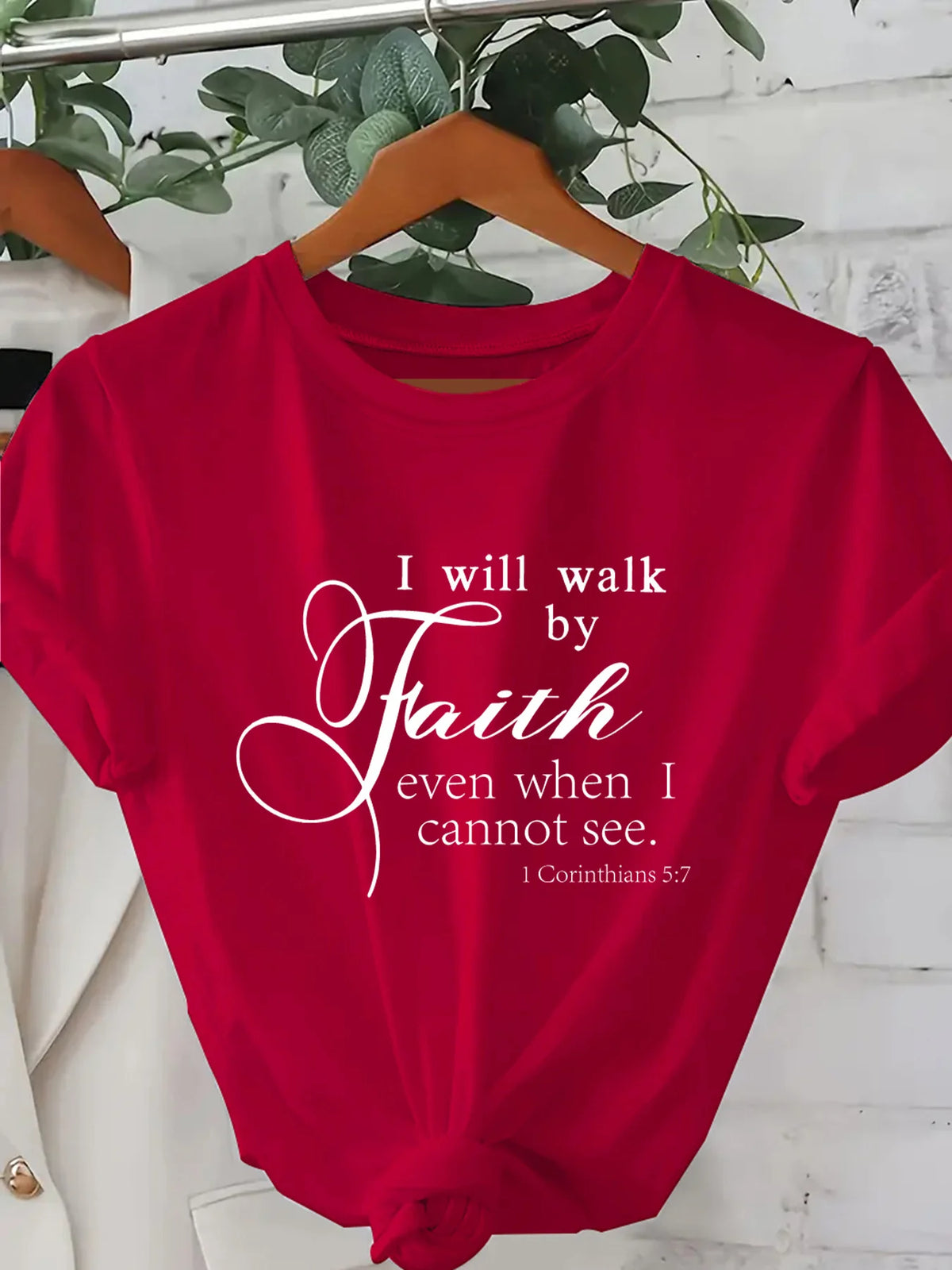 Playera Rosa 'Walk By Faith' – Top Casual con Frase Inspiradora para Mujer