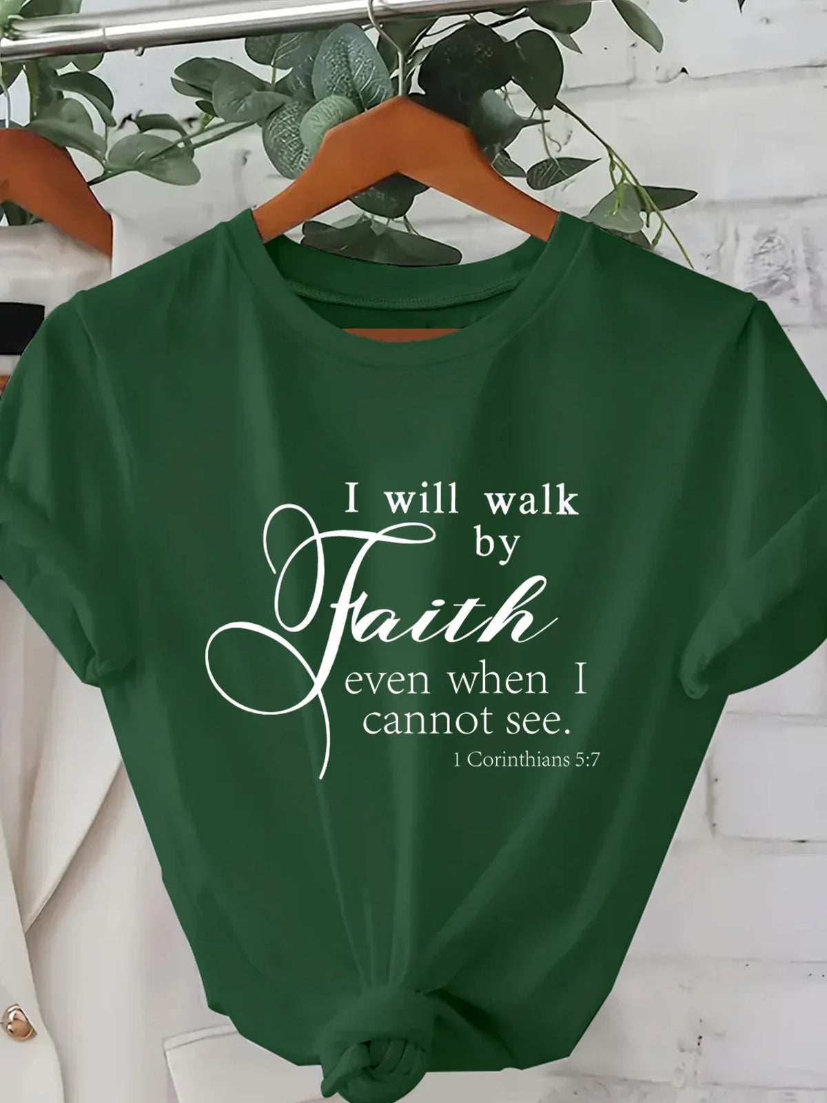Playera Rosa 'Walk By Faith' – Top Casual con Frase Inspiradora para Mujer