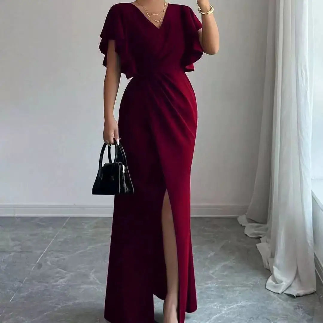 Vestido Largo Elegante con Manga Volante y Escote V – Corte Sirena 2026